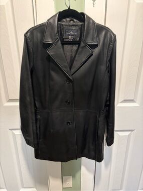 ANDREA FENZI Black Leather Button-Front Jacket